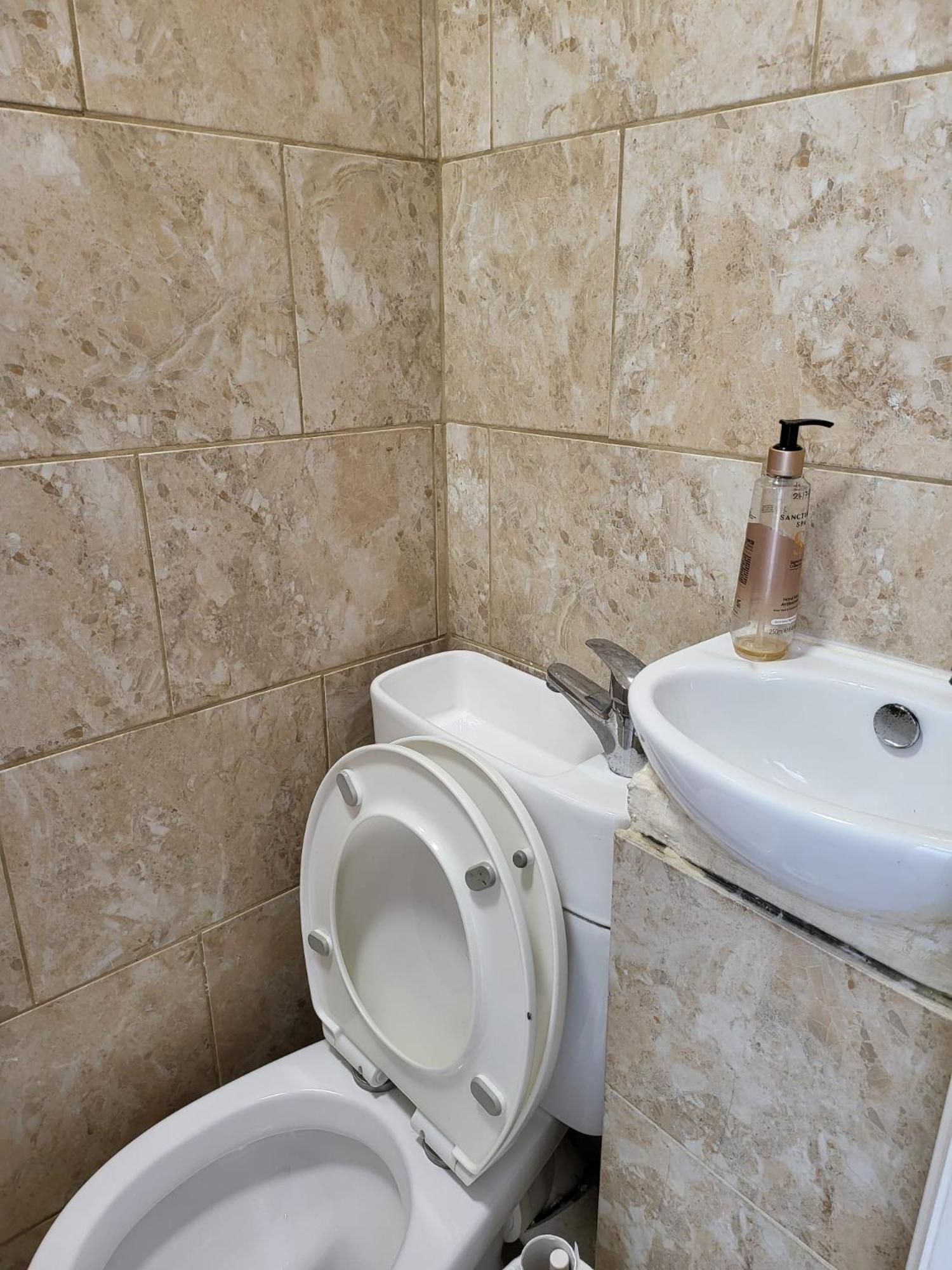 Serene 1 Bedroom, 3 Single Beds Appartamento Bristol